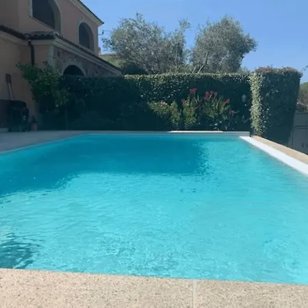 Regina - Piscina & Relax Villa